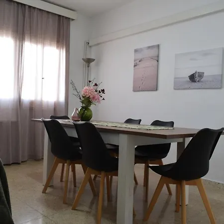 Apartment Mama's Flat - το διαμερισμα τησ μαμασ Strovolos